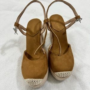 Brown wedges
